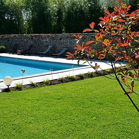 O Sources 3* Bazenville