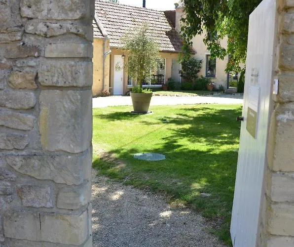 לינה וארוחת בוקר O Sources 3*